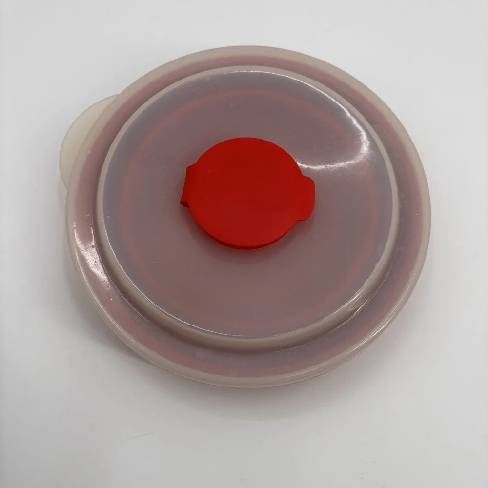 Pampered‎ Chef Microwave Popcorn Popper Silicone Collapsible Bowl w/Lid